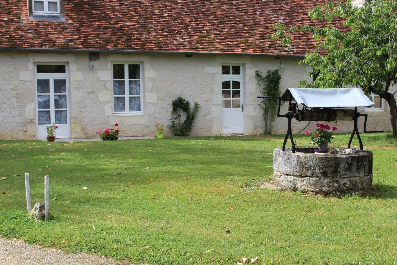 Domaine De La Touche Mosnay Bed & Breakfast Bagian luar foto